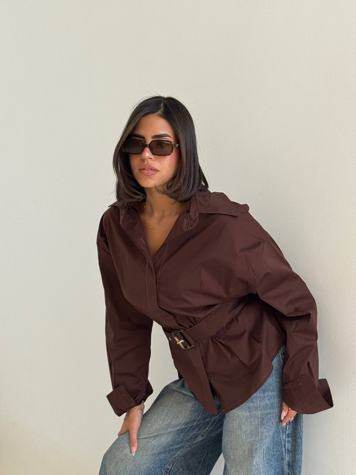 belted shirt look