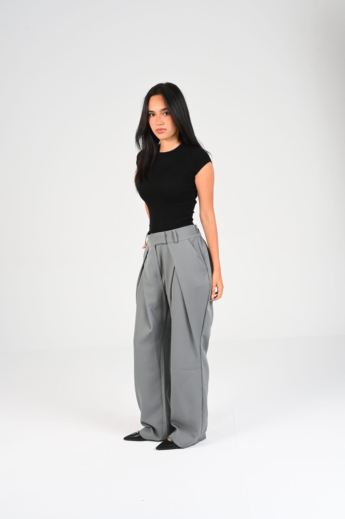 flared pleated pants
